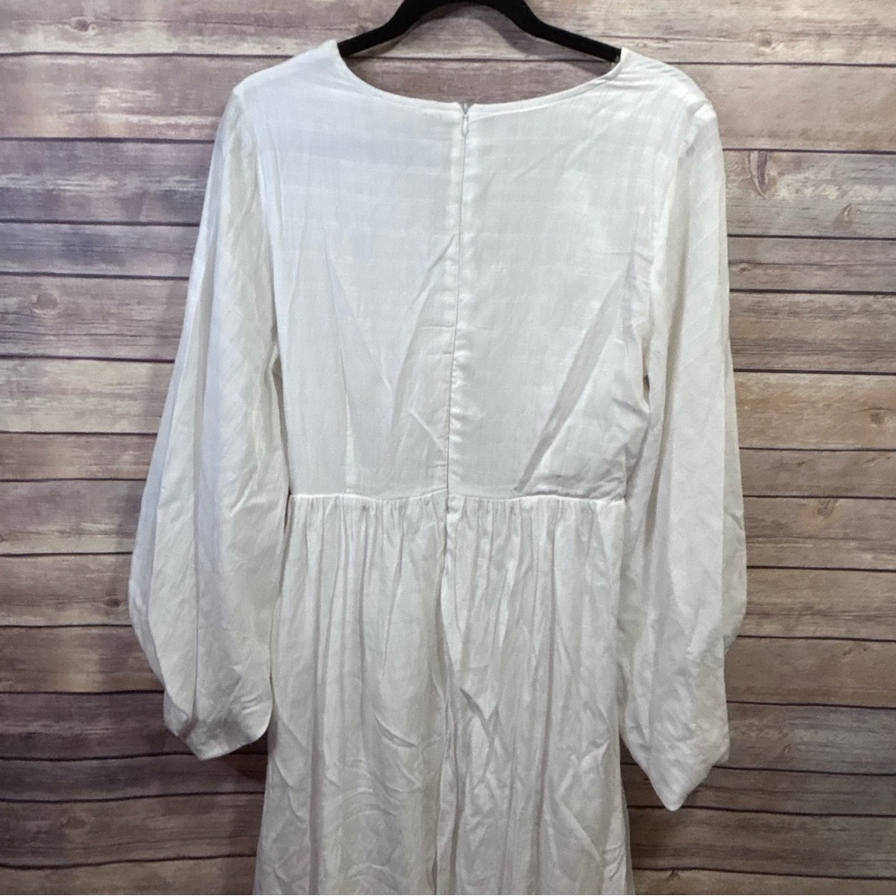 Entro White Maxi Dress Cutout Midriff Bishop Sleeve Size Large - Picture 8 of 9